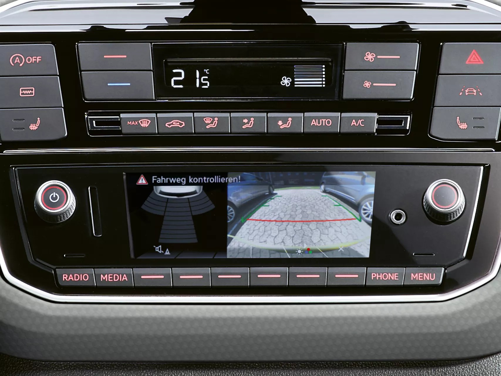 Volkswagen Nuova Up 5